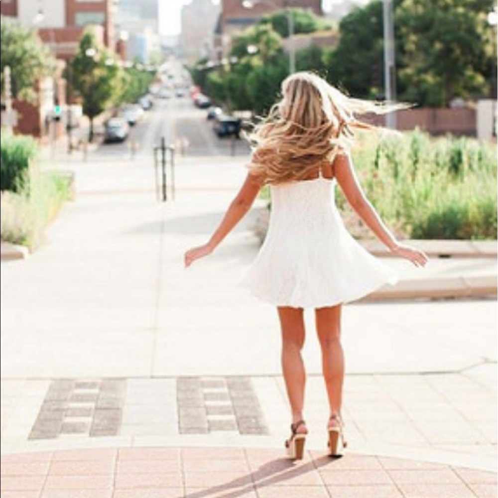 American Eagle White Lace Dress
